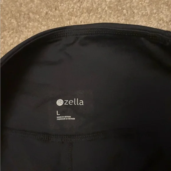 Zelle NWT Black Leggings - Picture 3 of 6